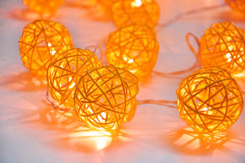 1 Set of Orange 5cm Rattan Cane 50 Ball Battery Powered LONG 5m String Lights Christmas Gift Home Wedding V382-ORANGERATTBALLBATT50