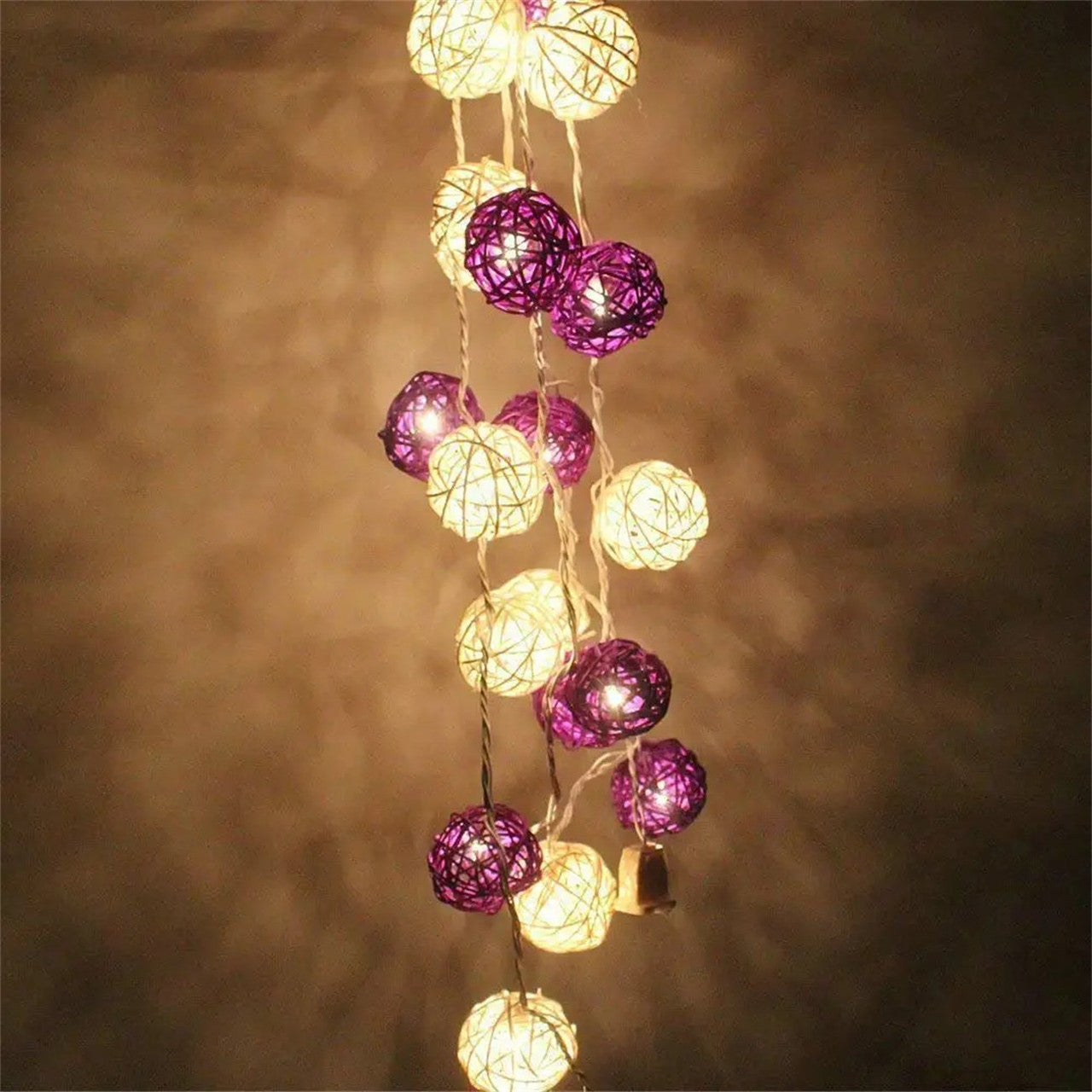 1 Set of Purple n White 5cm Rattan Cane 20 Ball Battery Powered 3m String Lights Christmas Gift Home Wedding V382-PURPWHITERATTBALLBATT20