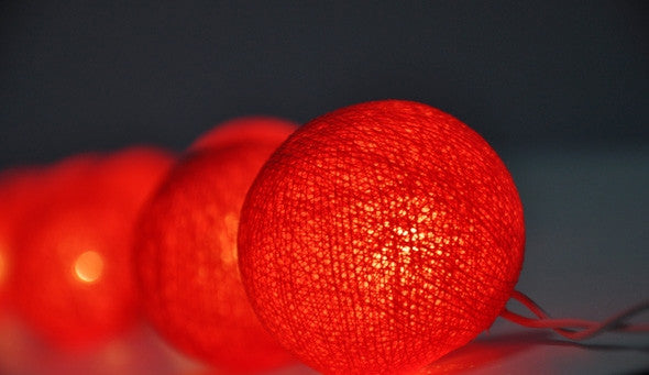 1 Set of 20 LED Red 5cm Cotton Ball Battery Powered String Lights Christmas Gift Home Wedding Party Bedroom V382-REDBALLBATT20
