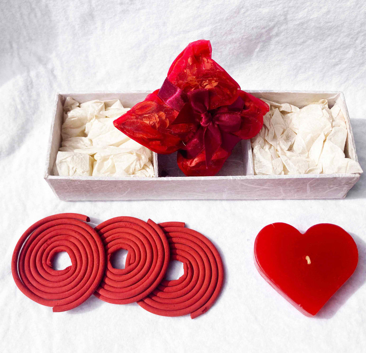 Red Heart Candle Spa Giftset - Red Heart candle, 3 Incense Coils, Pot Porri Satchet in Gift Box V382-REDHRTCOILPORRISET