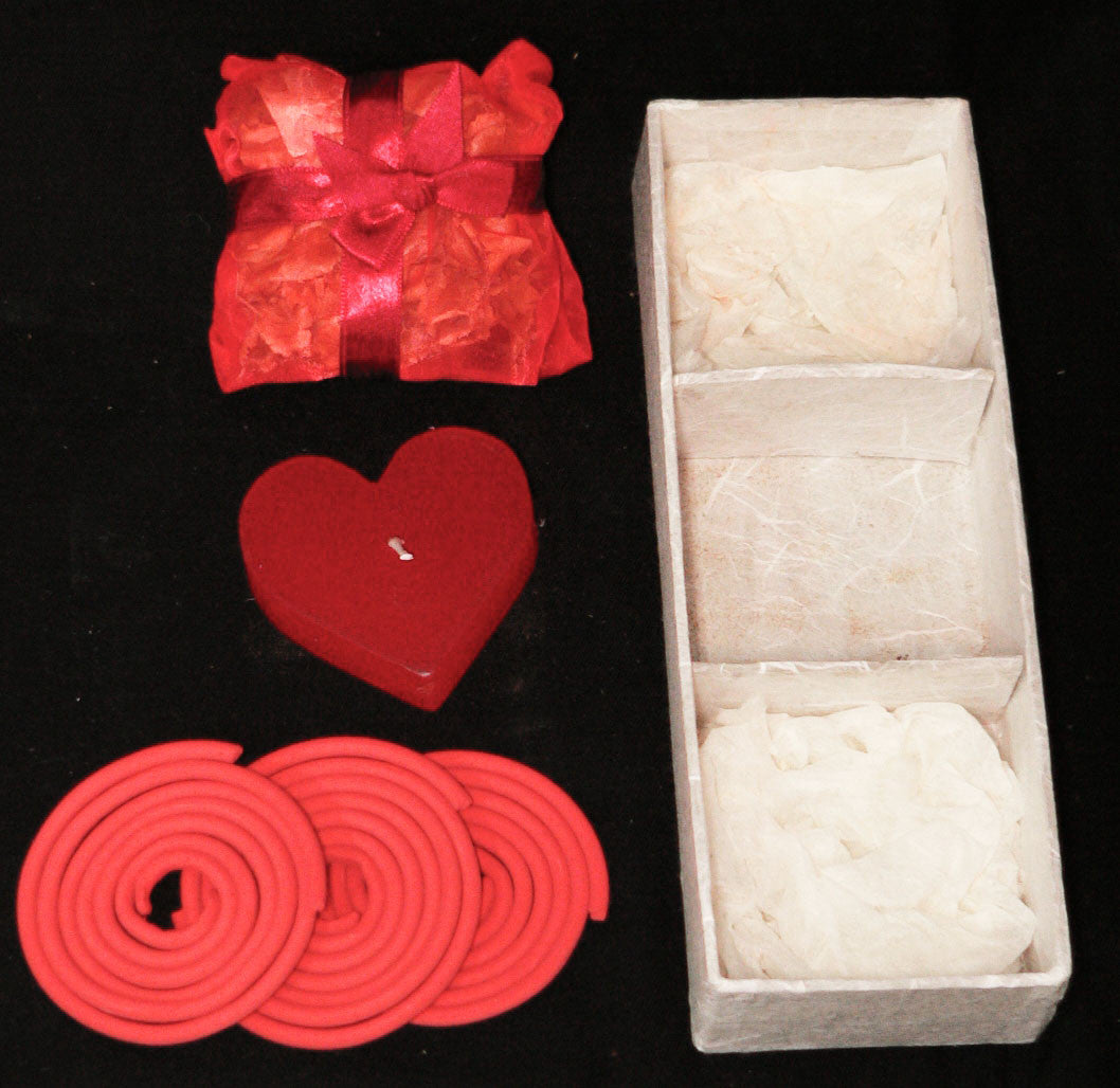 Red Heart Candle Spa Giftset - Red Heart candle, 3 Incense Coils, Pot Porri Satchet in Gift Box V382-REDHRTCOILPORRISET