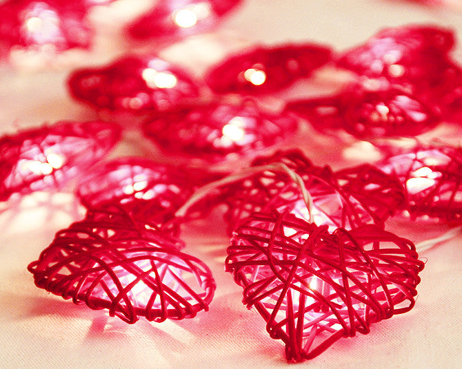 20 Red 3D Hollowed Rattan Heart-Shaped 3M String Fairy Lights, Battery (AA) Indoor & Outdoor Decorations V382-REDHRTRATTBATT20