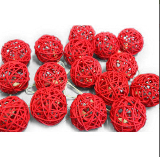 1 Set of Red 5cm Rattan Cane 20 Ball Battery Powered 3m String Lights Christmas Gift Home Wedding Party V382-REDRATTBALLBATT20