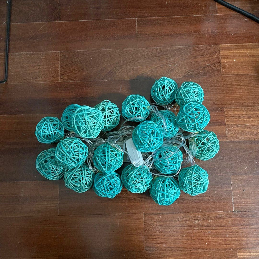 1 Set of Turquoise Blue 5cm Rattan Cane 50 Ball Battery Powered LONG 5m String Lights Christmas Gift Home V382-TURQRATTBALLBATT50