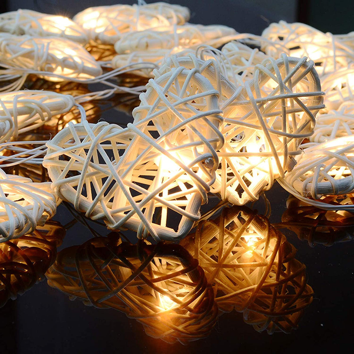 20 White 3D Hollowed Rattan Heart-Shaped 3M String Fairy Lights, Battery (AA) Indoor & Outdoor Decorations V382-WHHRTRATTBATT20