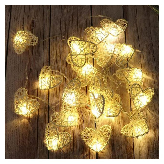 50 White 3D Hollowed Rattan Heart-Shaped 5M LONG String Fairy Lights, Battery (AA) Indoor & Outdoor V382-WHHRTRATTBATT50