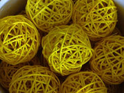 1 Set of Yellow 5cm Rattan Cane 50 Ball Battery Power LONG 5m String Lights Christmas Gift Home Wedding Party V382-YELLOWRATTBALLBATT50