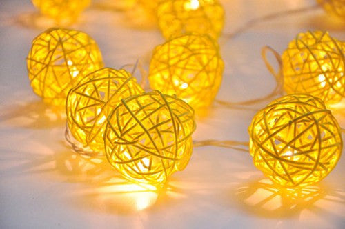 1 Set of Yellow 5cm Rattan Cane 50 Ball Battery Power LONG 5m String Lights Christmas Gift Home Wedding Party V382-YELLOWRATTBALLBATT50