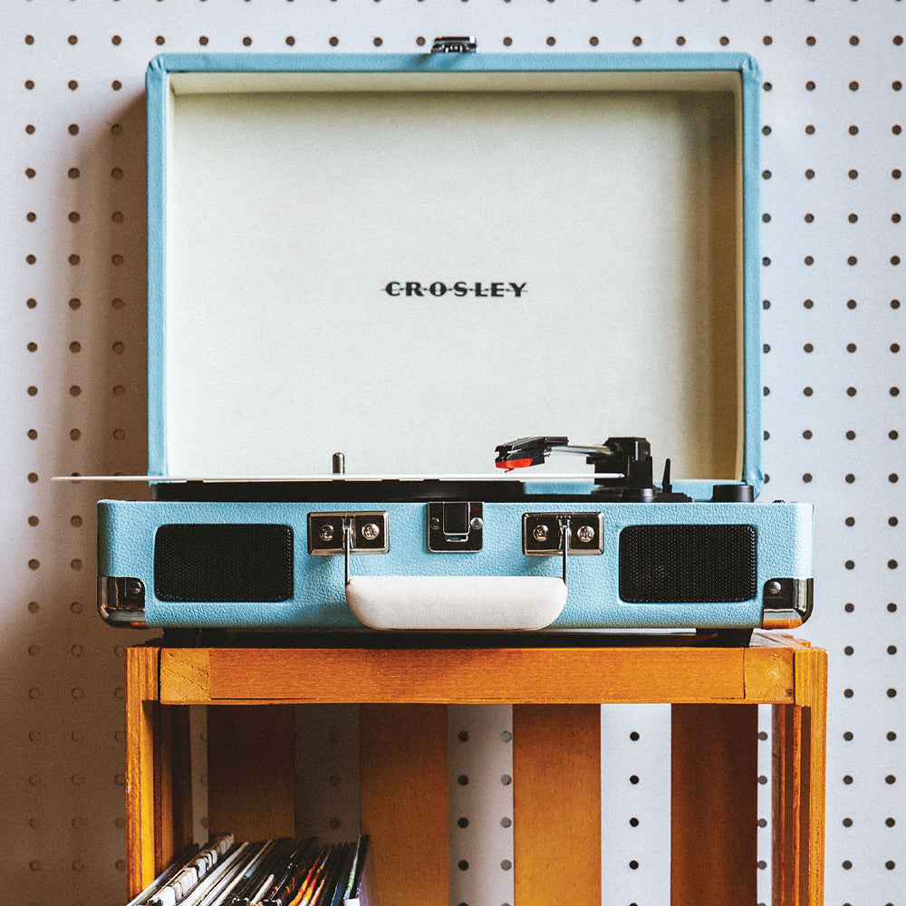 Crosley Cruiser Bluetooth Portable Turntable - Turquoise + Bundled Majority D40X Bluetooth Speakers V398-CR8005FMY-TU4