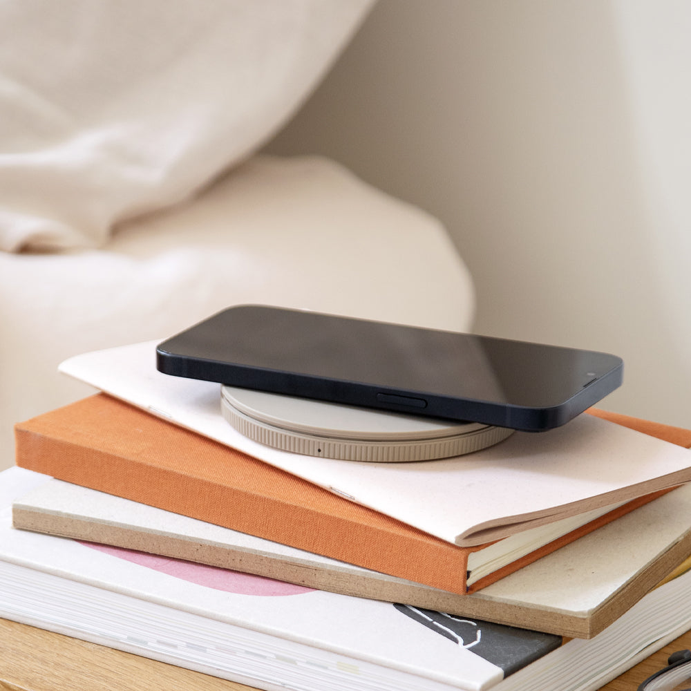 Kreafunk Wicharge 3 Wireless Qi Charger 15W - Ivory Sand V398-KFEW19