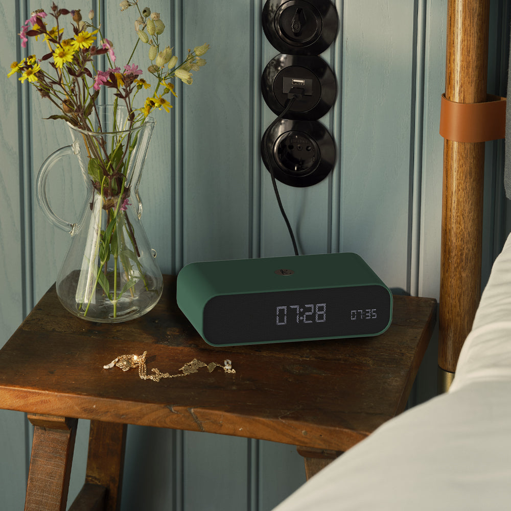 Kreafunk Wakie Alarm Clock Qi Charger + Bluetooth - Nordic Green V398-KFKE198