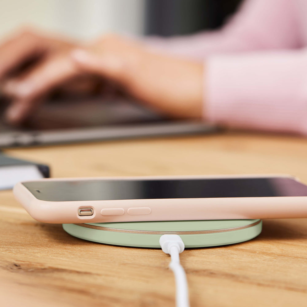 Kreafunk Wicharge 2 Wireless Qi Charger 15W - Dusty Olive V398-KFKE28