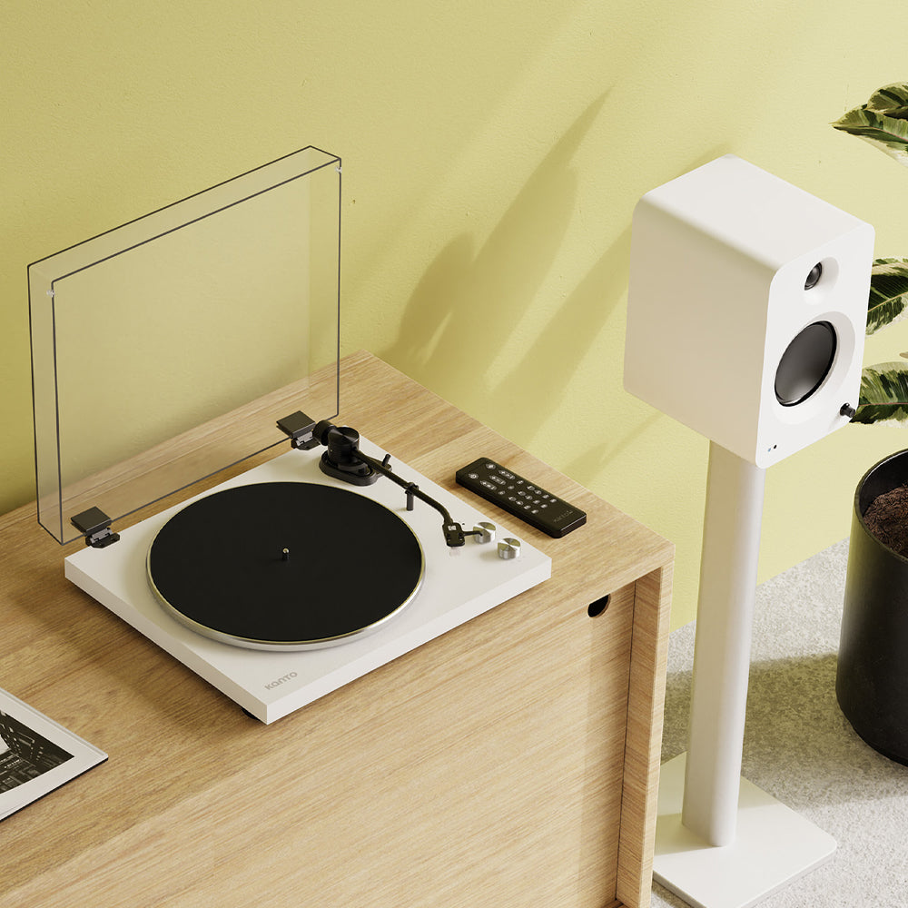 Kanto OBI3 Turntable - Matte White with Kanto ORA 100W Powered Speakers - White Bundle V398-KO-OBI3VMW-B
