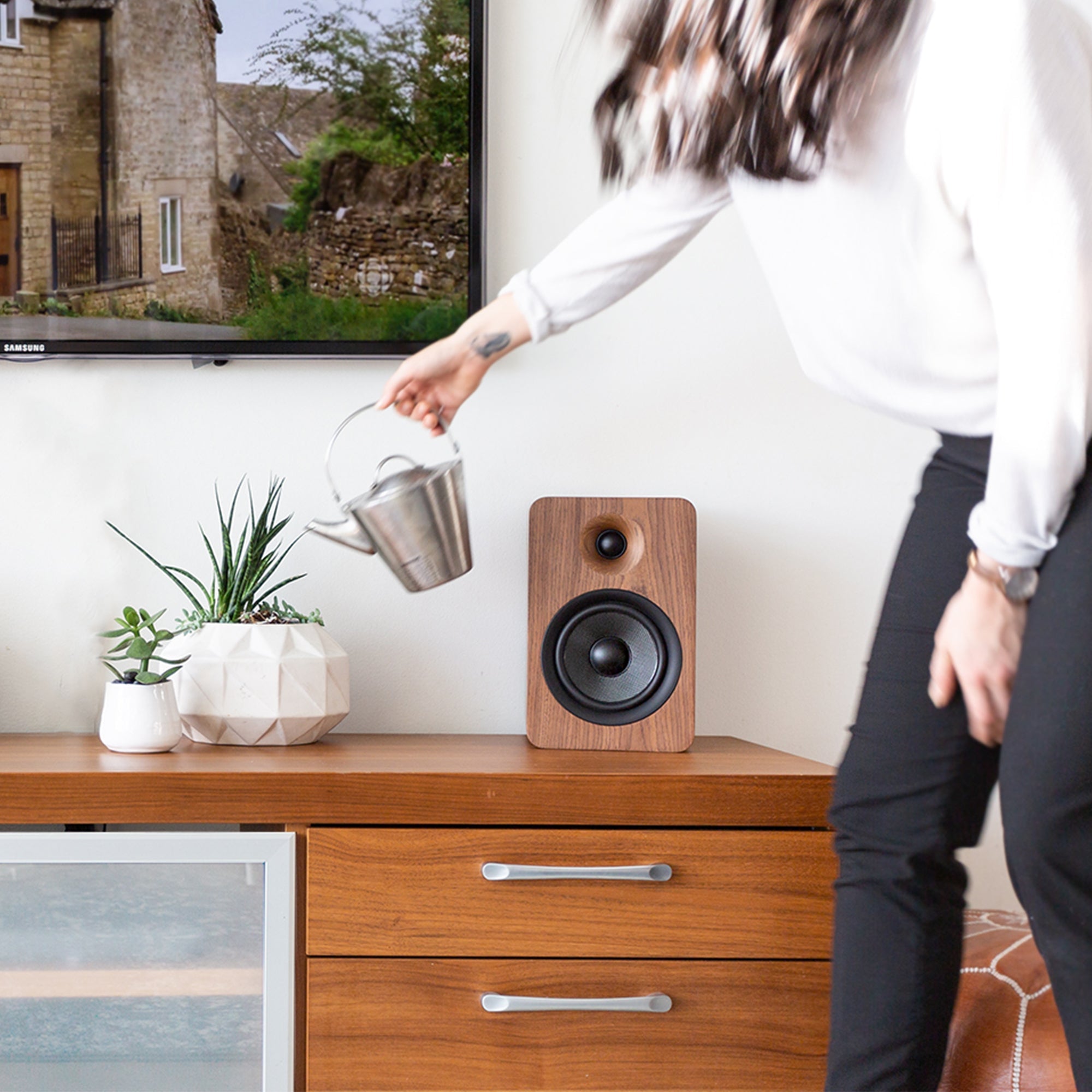 Kanto YU6 200W Powered Bookshelf Speakers with Bluetooth and Phono Preamp - Pair, Walnut V398-KO-YU6WALNUT-I