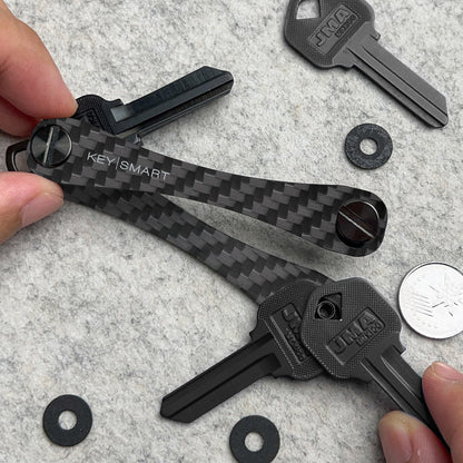 KeySmart Original - Compact Key Holder and Keychain Organiser (Up to 8 Keys) - Carbon Fiber 3K V398-KS019-CF3K