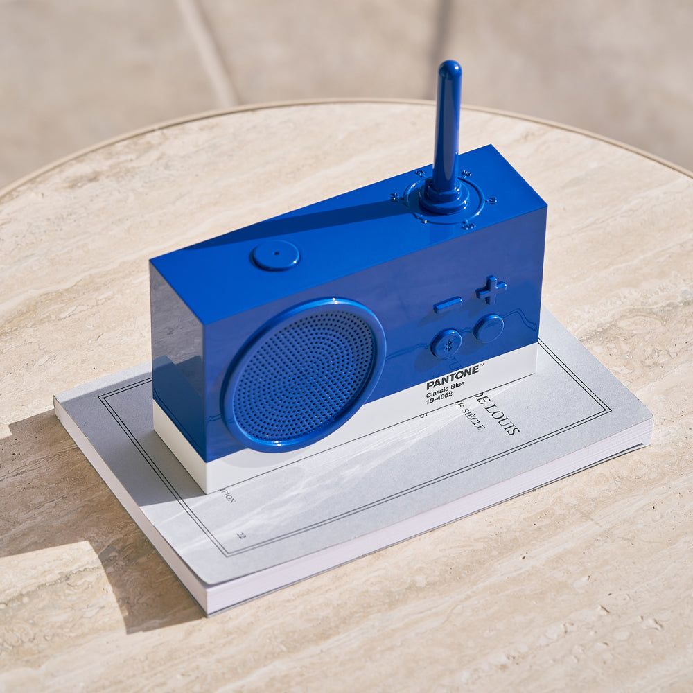 Lexon Thykho 3 Fm Radio & Bluetooth Speaker PANTONE - Classic Blue V398-LD-LA119PT-B