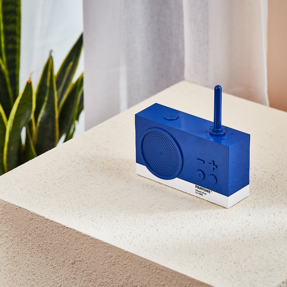 Lexon Thykho 3 Fm Radio & Bluetooth Speaker PANTONE - Classic Blue V398-LD-LA119PT-B