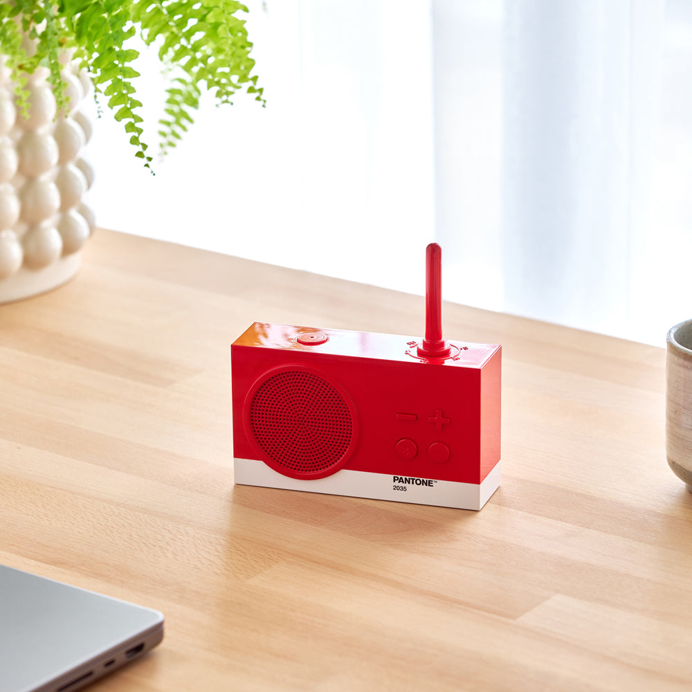 Lexon Thykho 3 Fm Radio & Bluetooth Speaker PANTONE -2035 Red V398-LD-LA119PT-R