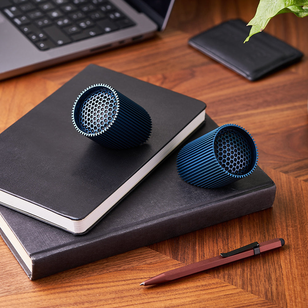 Lexon Ray Set Of Magnetic Bluetooth Speakers - Blue V398-LD-LA132OB3