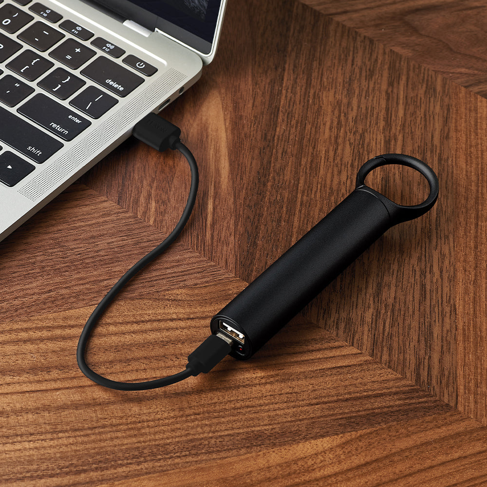 Lexon Nomaday 3000 Mah Power Bank With Clip - Black V398-LD-LL138N