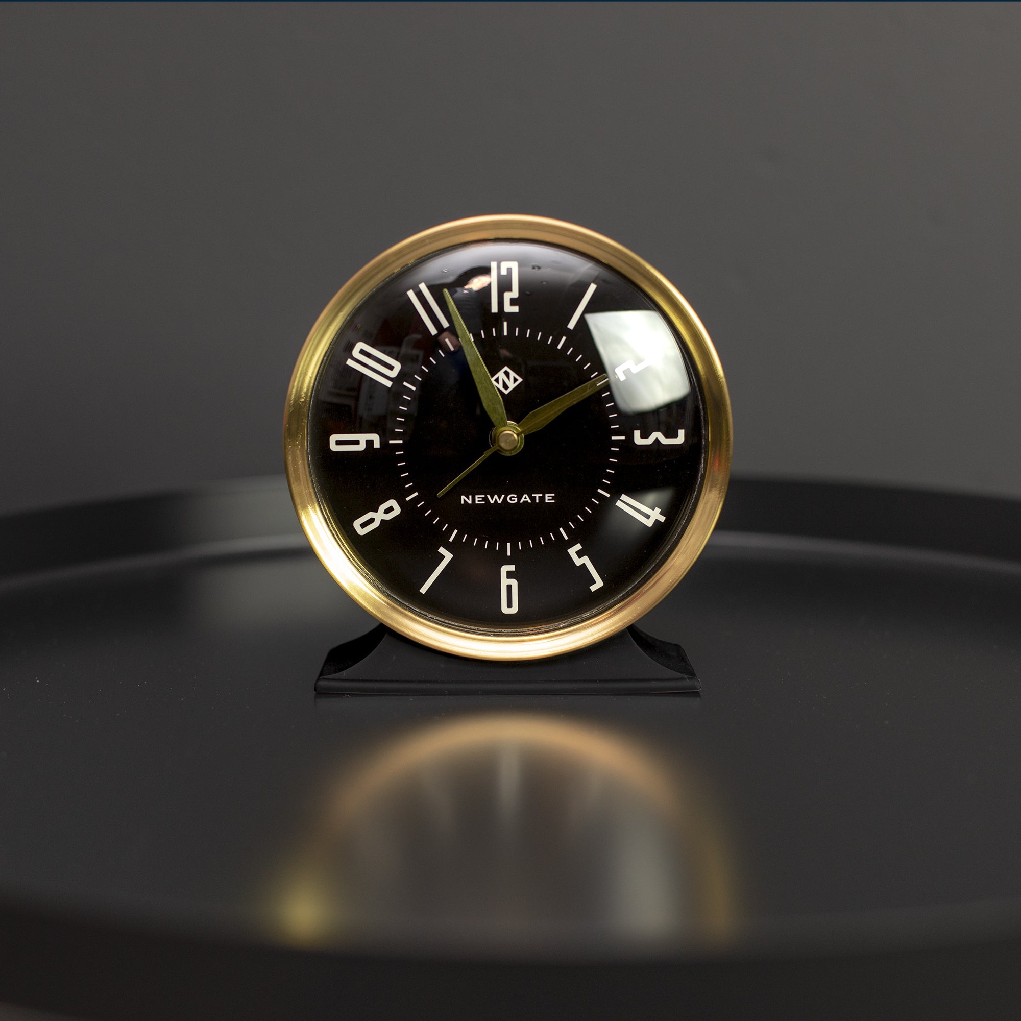 Newgate Hotel Alarm Clock Black V398-NGHOTE527CK