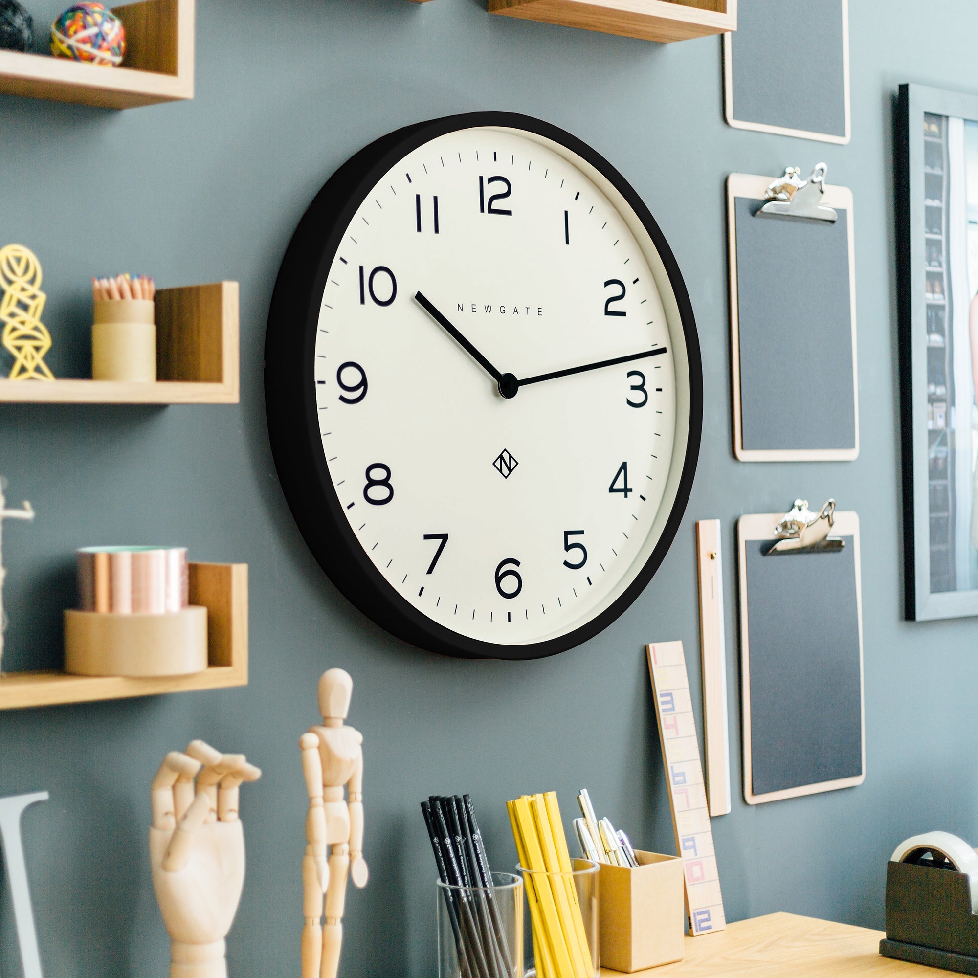 Newgate Number One Clock Echo Black V398-NGNUMONE149K