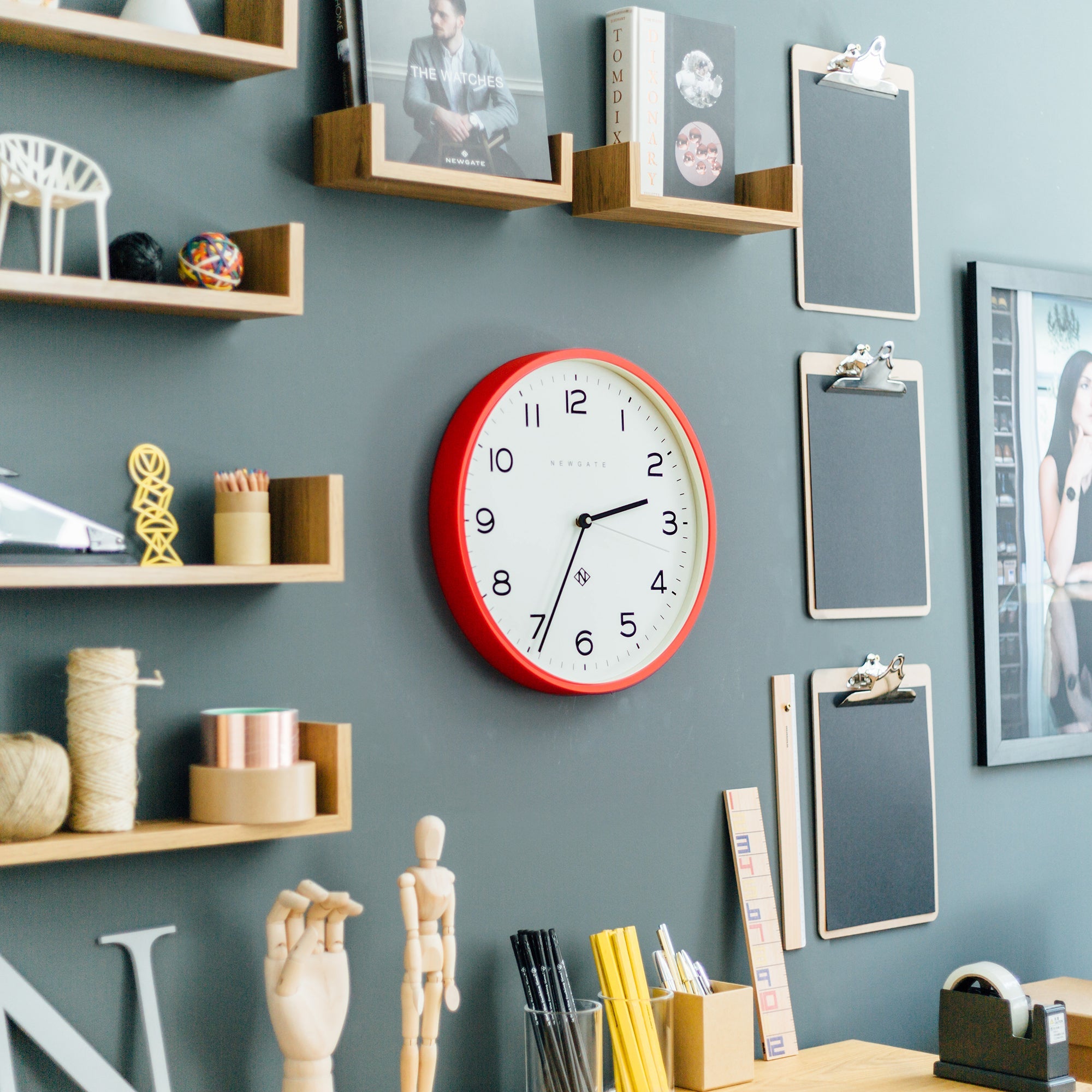 Newgate Number Three Echo Clock Silicone Red V398-NGNUMTHR129FER