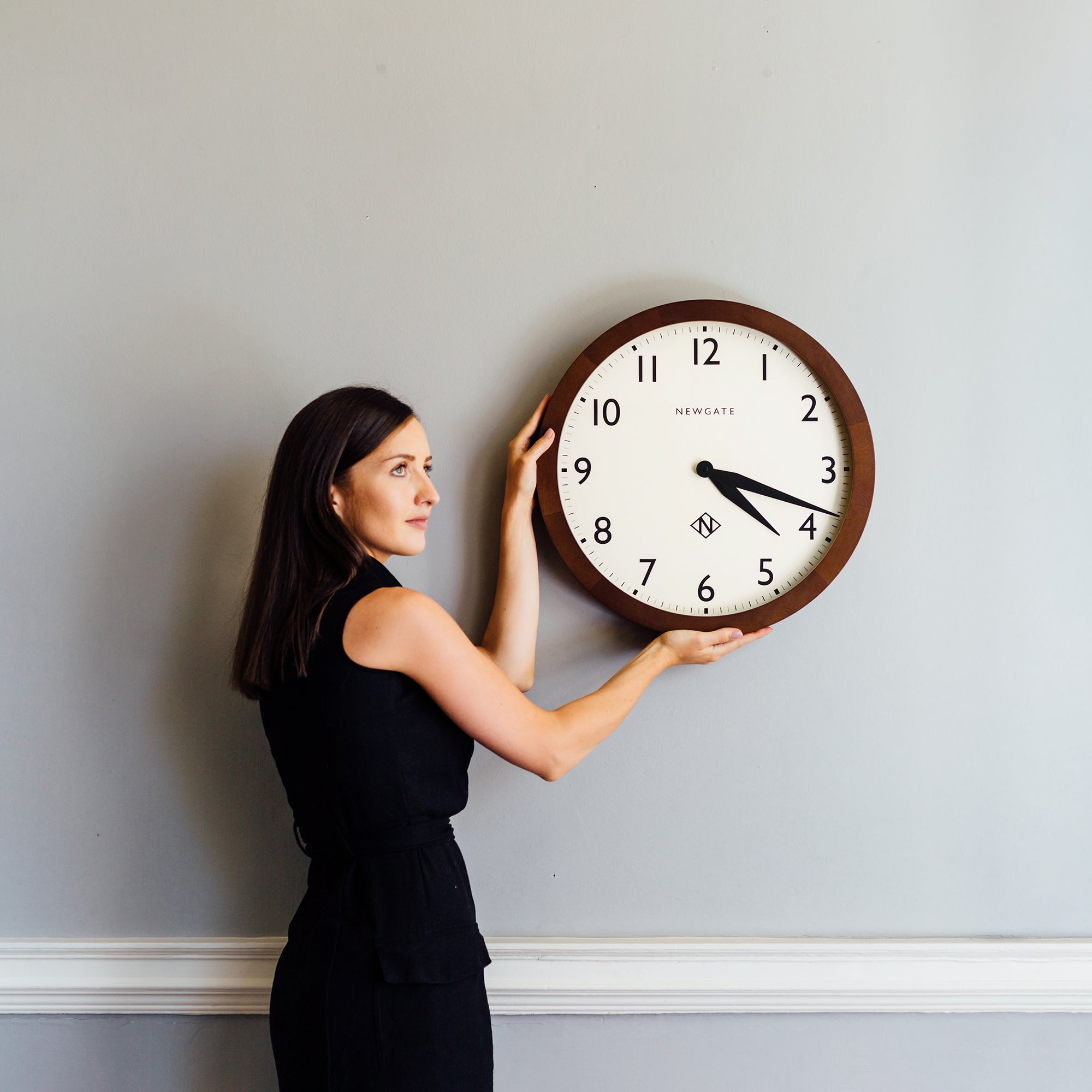 Newgate Wimbledon Clock Solid Wood V398-NGSBILL235DO