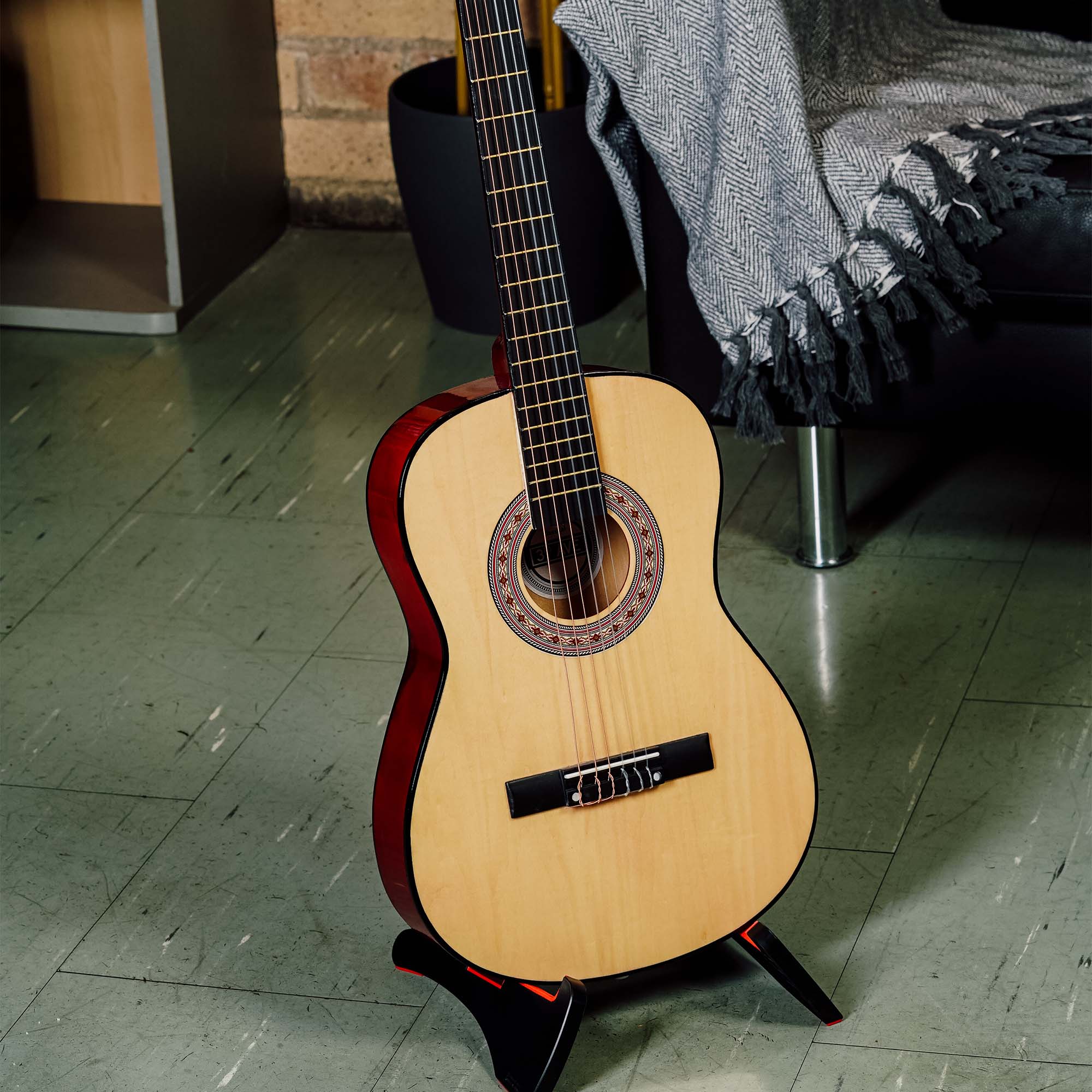 3rd Avenue 3/4 Size Classical Guitar Pack - Natural V398-NM-STX20CNPK