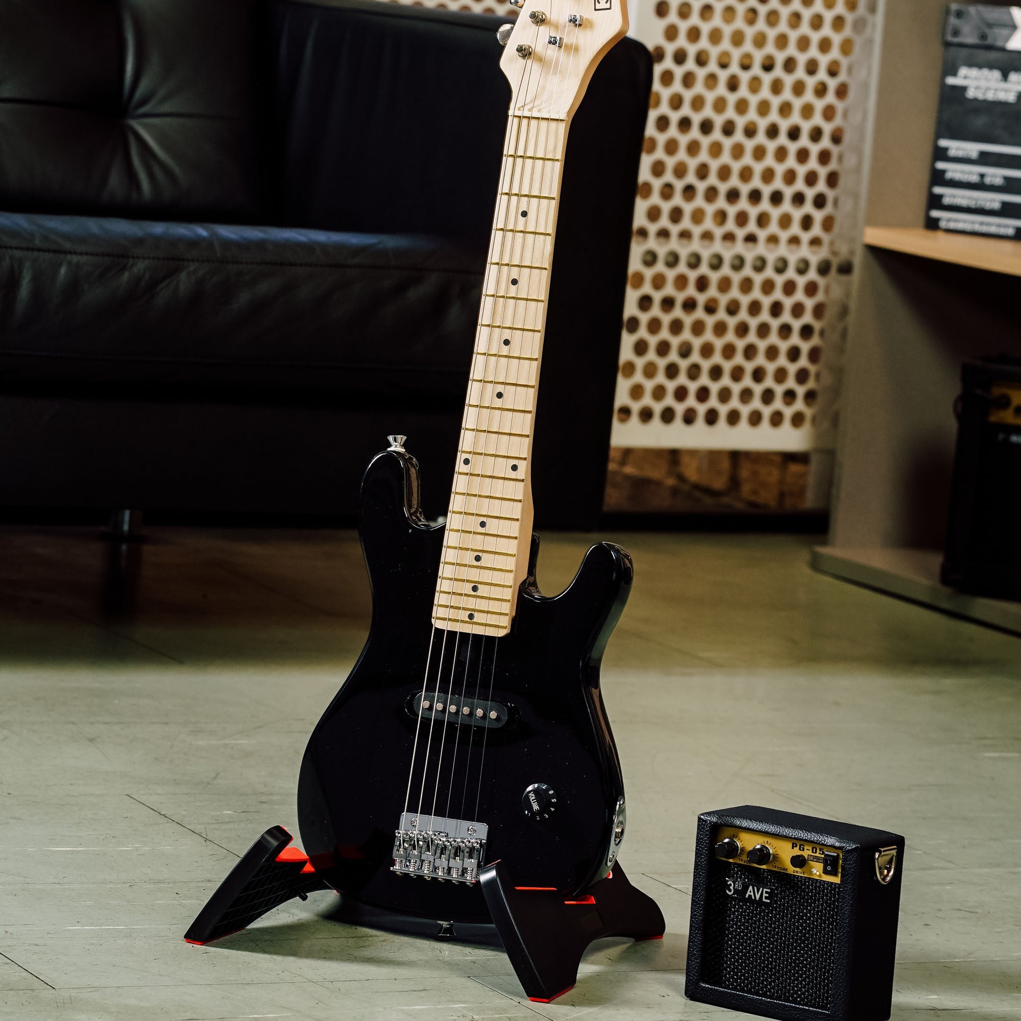 3rd Avenue Junior Electric Guitar Pack - Black V398-NM-STX30BKPK