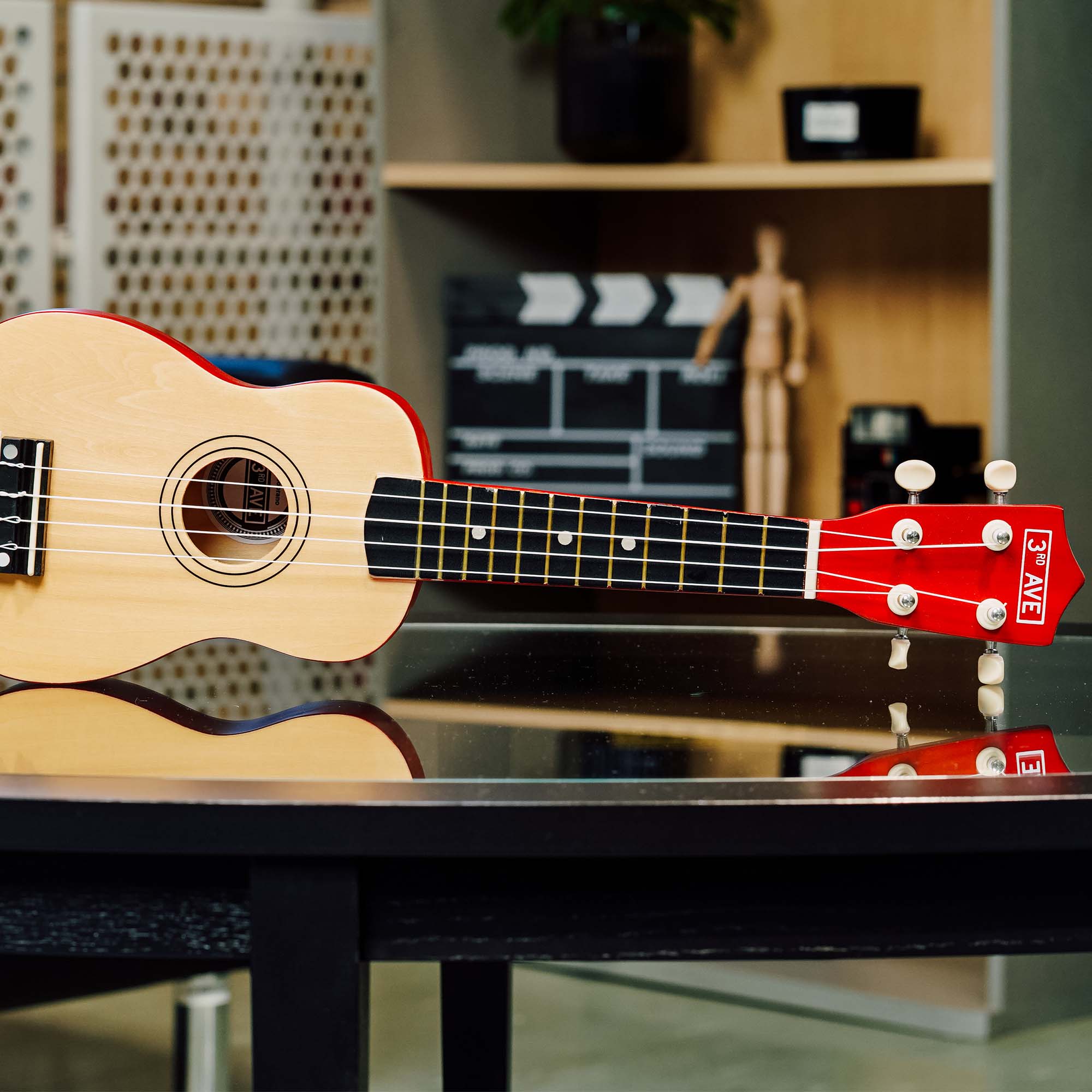 3rd Avenue Soprano Ukulele - Natural V398-NM-STX40N