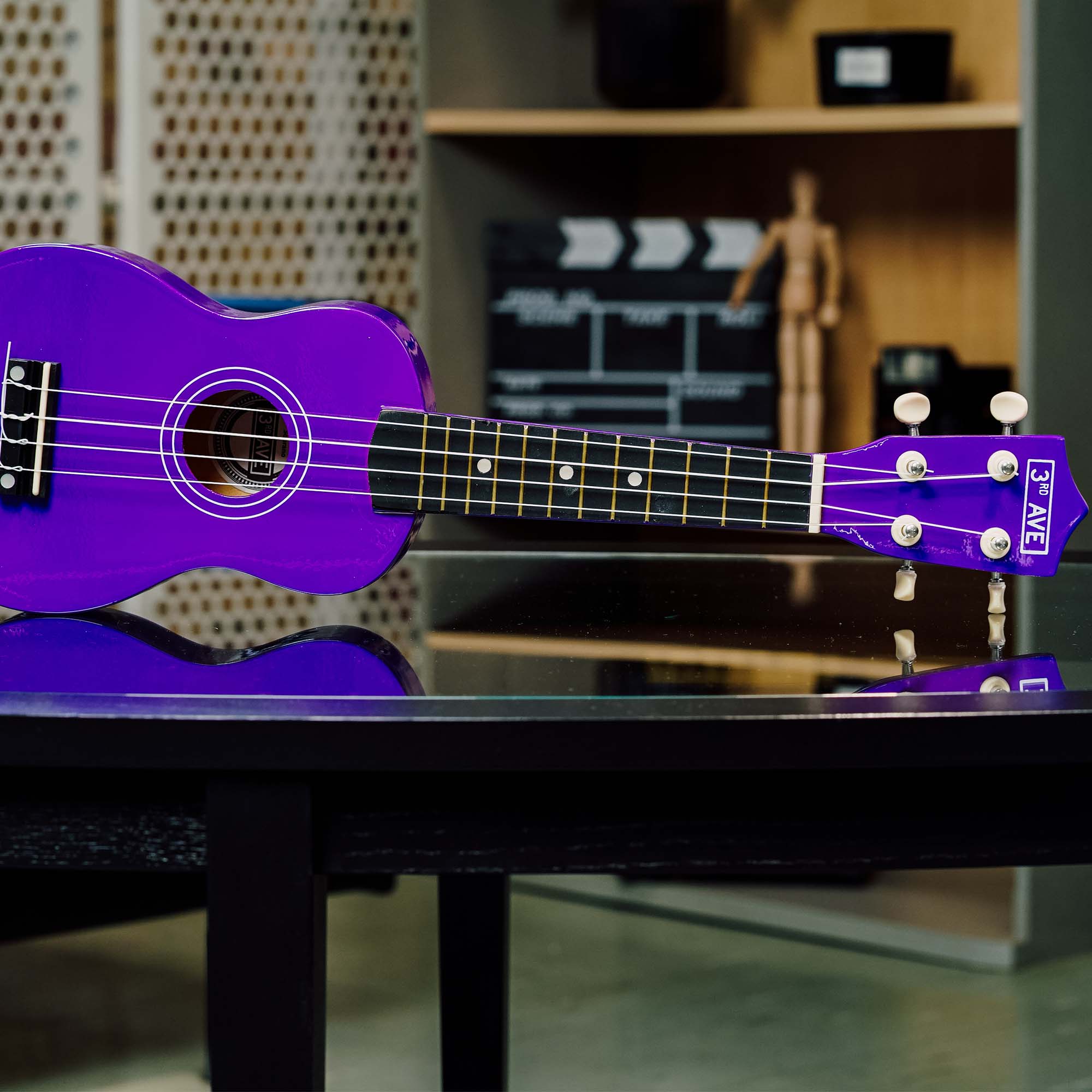 3rd Avenue Soprano Ukulele - Purple V398-NM-STX40PU