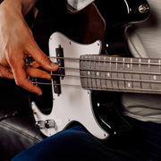 3rd Avenue Bass Guitar Pack V398-NM-XF204ABKPK