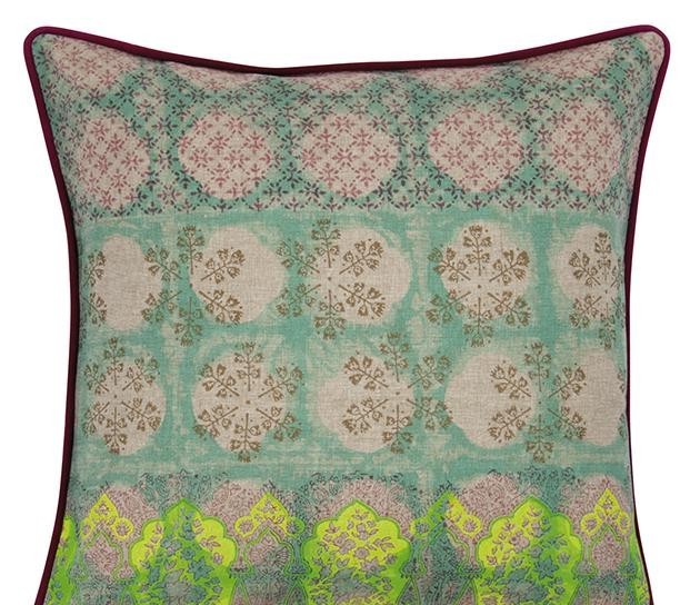 Avia Fuchsia Cushion Cover Multicoloured V416-445211F10