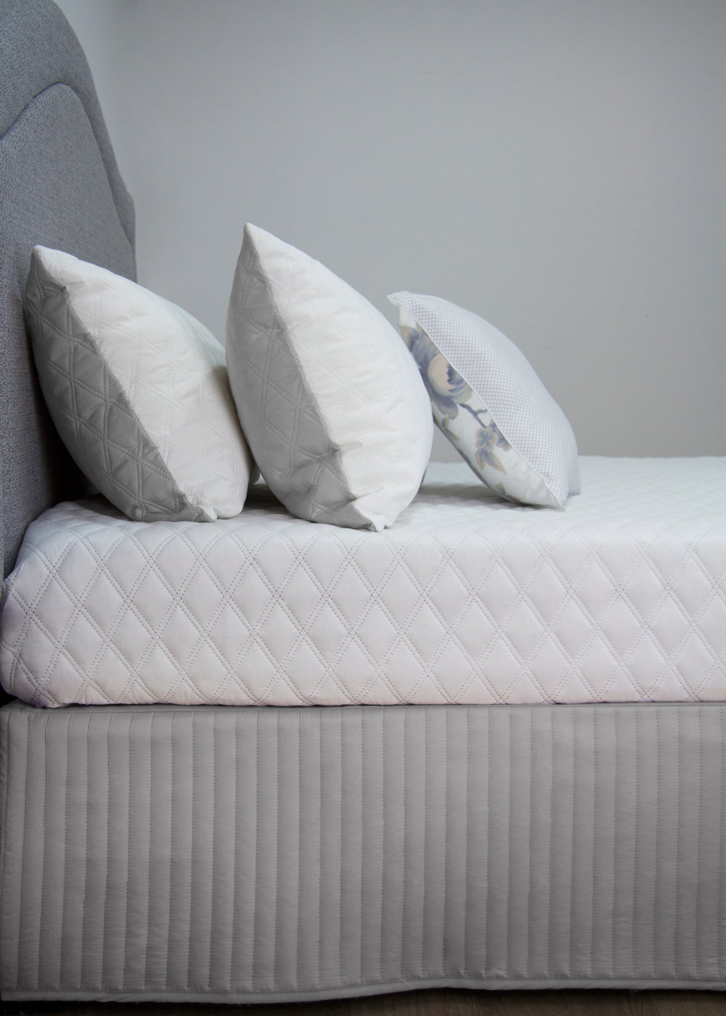 Quilted VALANCE - KING SINGLE V441-QV2587SILKS