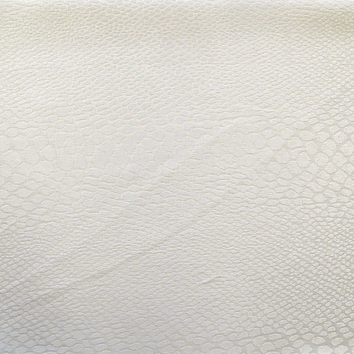 Jacquard Tablecloth Komodo Ivory 135 x 180 cm V442-ABR-TABLEC-KOMODO180CM-IVORY-RE