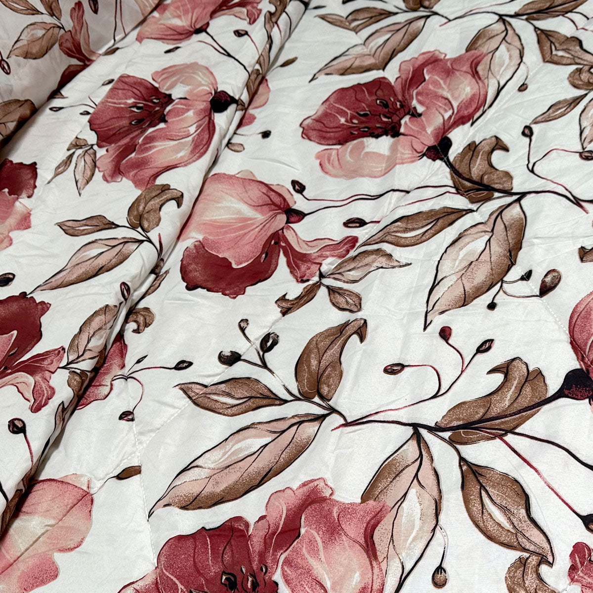 Hotel Living 3 Pce Light Weight Comforter Set Queen/King Corbett Floral Autumn V442-ATX-COMFORTER-CORBETTC5-WINE-QS