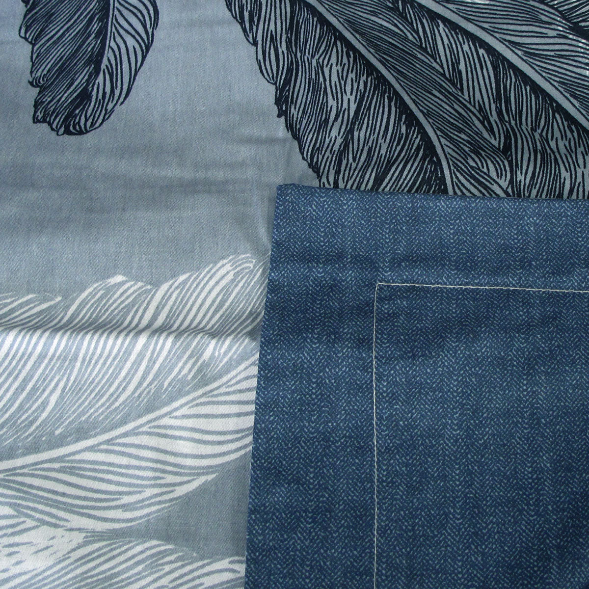 300TC Palm Leaf Blue Reversible Cotton Quilt Cover Set Queen V442-ATX-QUILTCS-300TCPALMLEAF-BLUE-QS