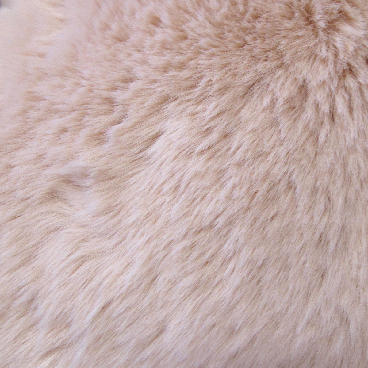 Ariana Long Fleece Faux Fur Throw Rug Cream V442-ATX-THROW-23LUXARIANA-CREAM-RE