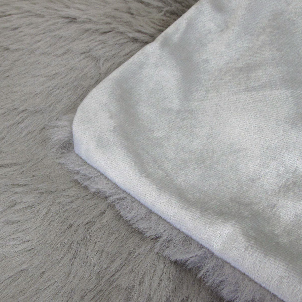 Tuscany Luxury Faux Sheep Wool Fur Throw Rug Silver V442-ATX-THROW-TUSCANY-SILVER-RE