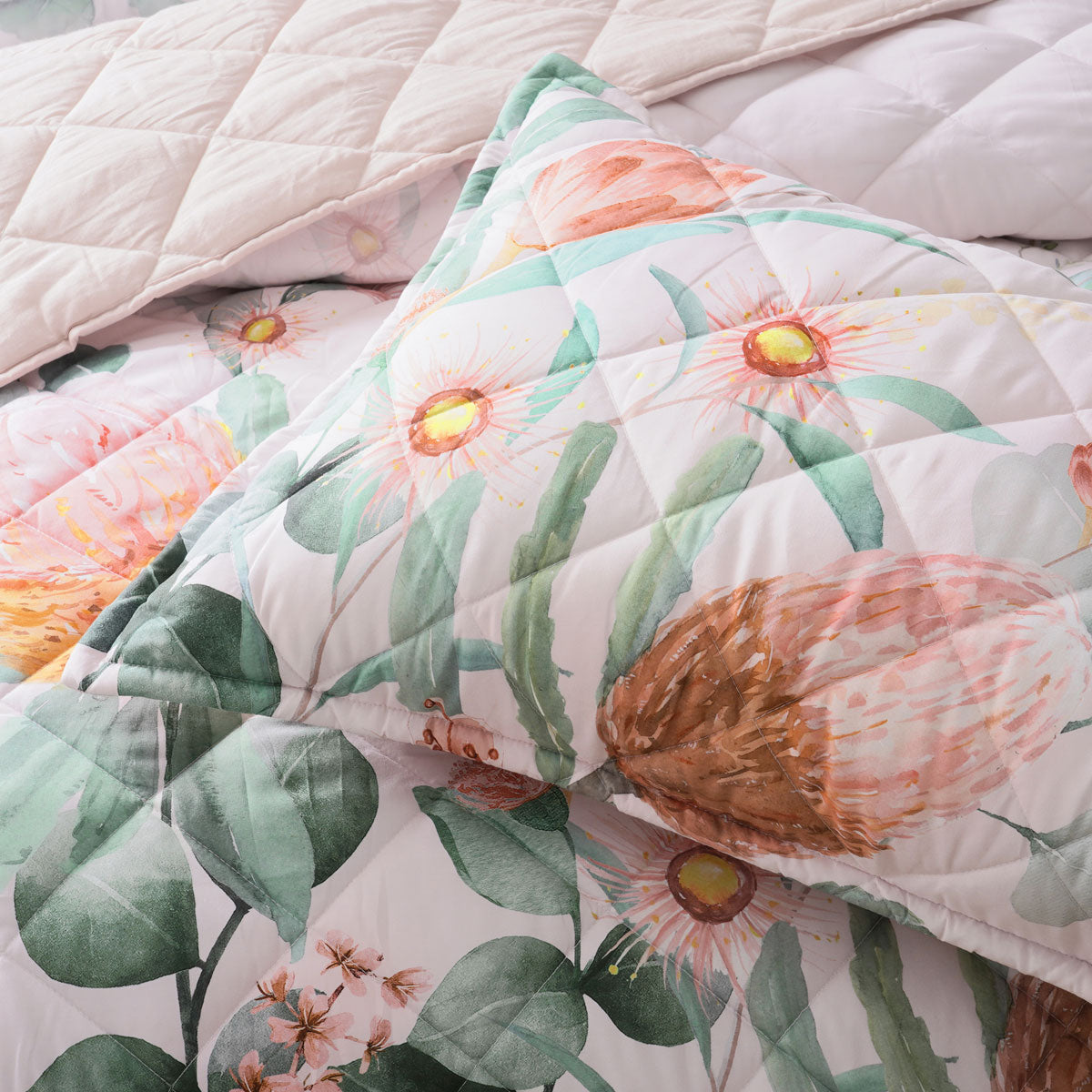 Bianca Sidney Blush Printed Floral Bedspread Set Double V442-BCA-BEDSPREAD-SIDNEY-BLUSH-DS