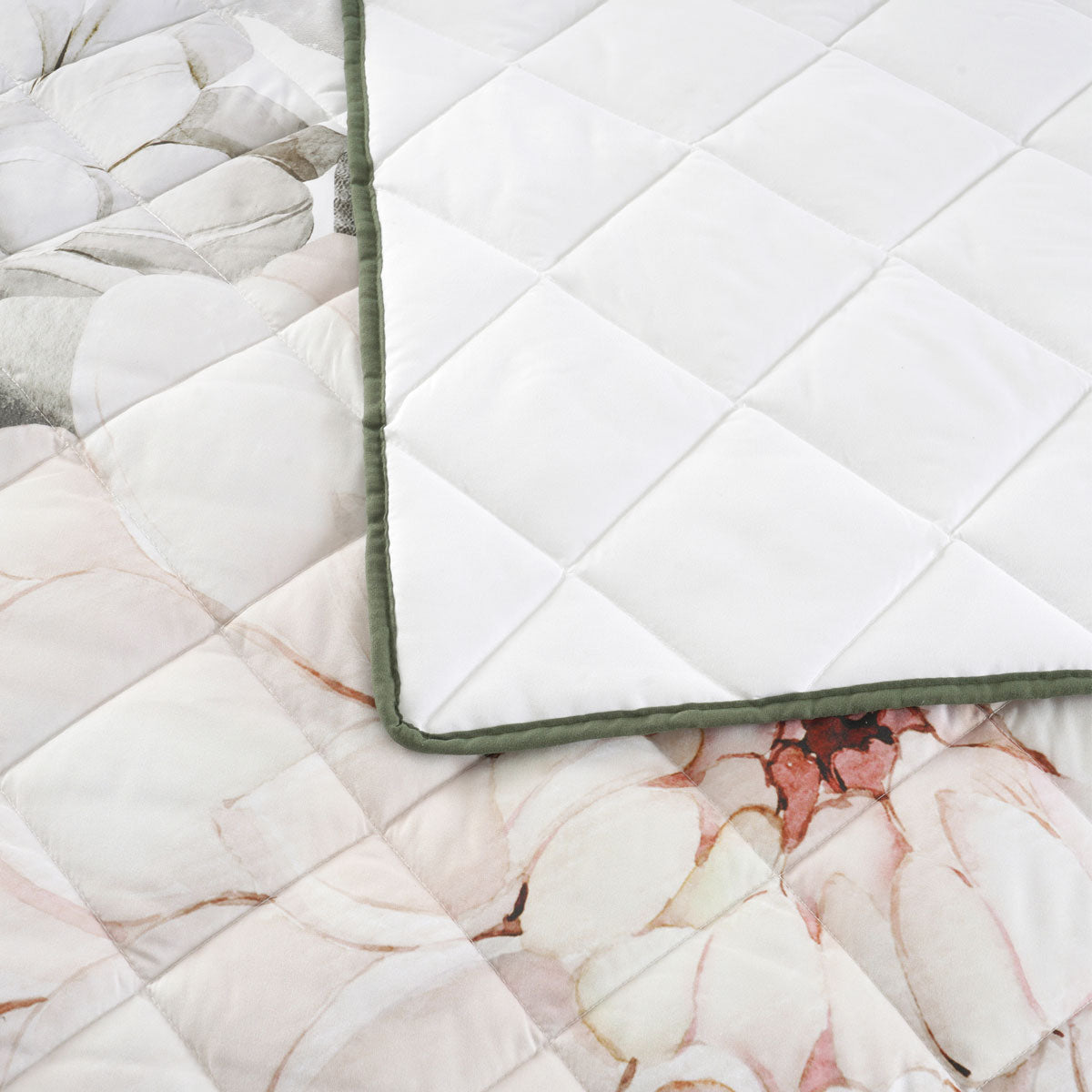 Bianca Giselle White Polyester Printed Floral Coverlet Set Super King V442-BCA-COVERLETS-GISELLE-WHITE-SK