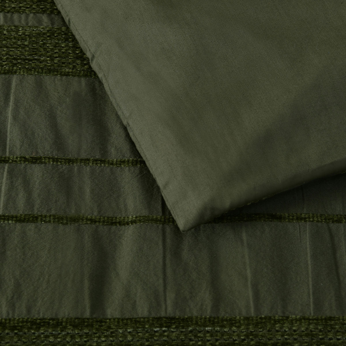 Bianca Avery Forest Chenille Striped Quilt Cover Set Queen V442-BCA-QUILTCS-AVERY-FOREST-QS