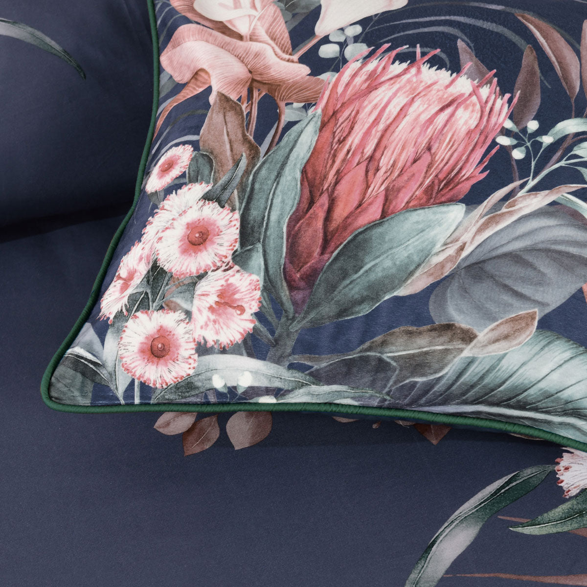 Bianca Balwyn Navy Cotton Sateen Botanical Quilt Cover Set Super King V442-BCA-QUILTCS-BALWYN-NAVY-SK