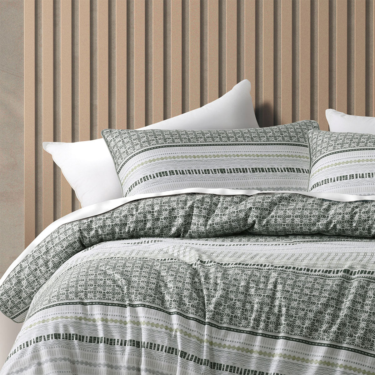 Bianca Drake Green Cotton Sateen Quilt Cover Set King V442-BCA-QUILTCS-DRAKE-GREEN-KI