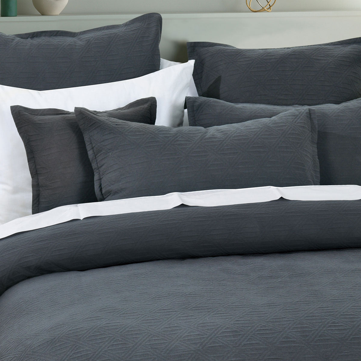 Bianca Hallston Charcoal Pre-Washed Cotton Quilt Cover Set King V442-BCA-QUILTCS-HALLSTON-CHARCOAL-KI