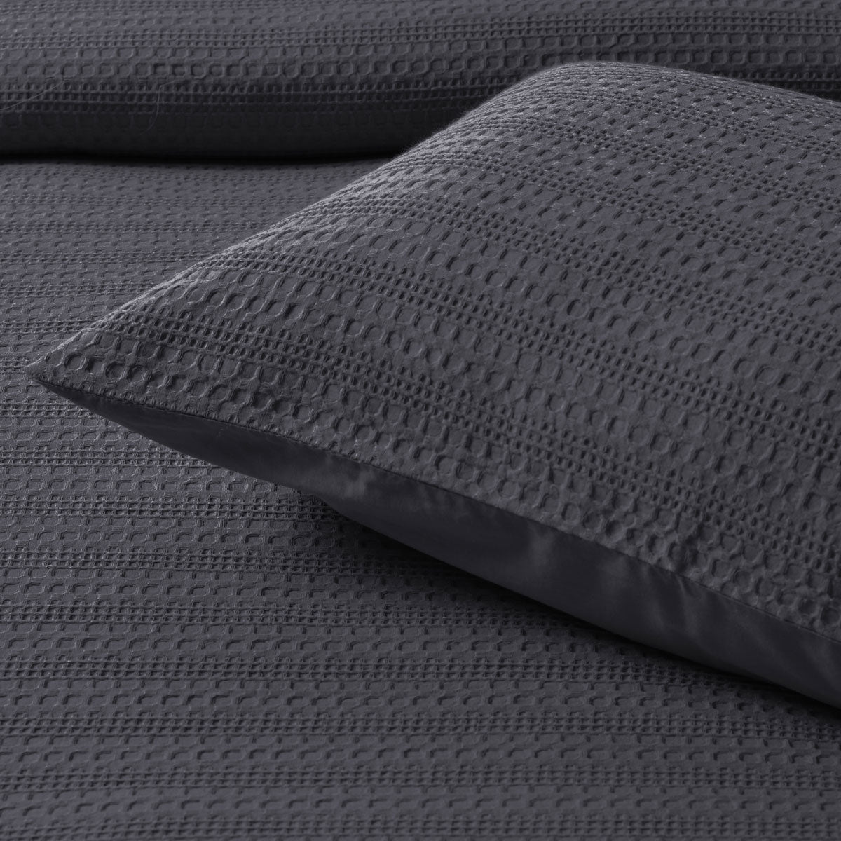 Bianca Kahlani Charcoal Waffle Quilt Cover Set Double V442-BCA-QUILTCS-KAHLANI-CHARCOAL-DS