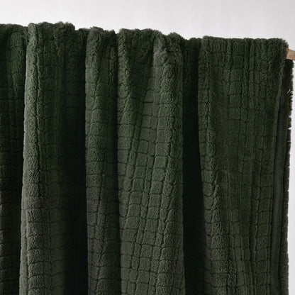 Bianca Tambar Forest Green Faux Fur Throw Rug 130 x 170 cm V442-BCA-THROW-TAMBAR-FORESTGREEN-RE