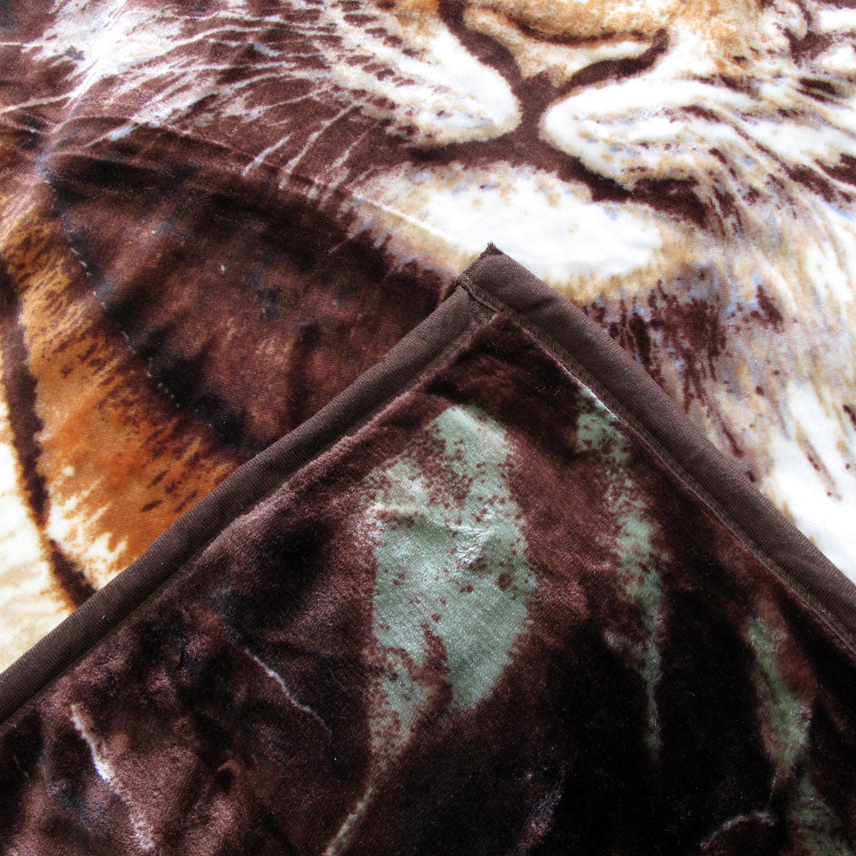 675gsm 2 Ply 3D Print Faux Mink Blanket Queen 200x240 cm Tiger Family V442-BZO-BLANKET-6753DTIGER-BROWN-QS