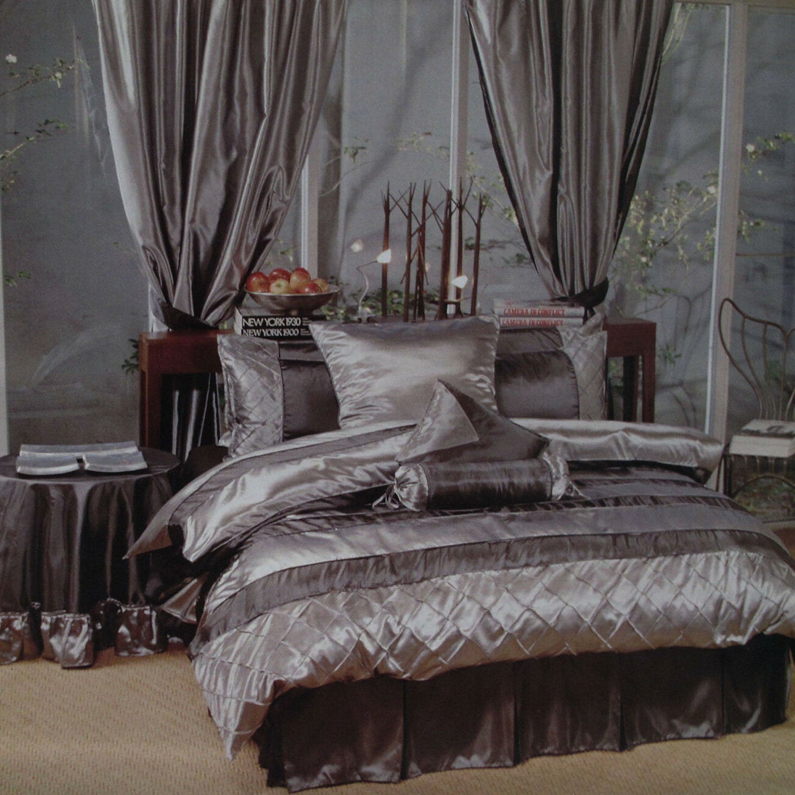 Boudoir Caledonia Black Silver Quilt Cover Set Single V442-END-QUILTCS-CALEDONIA-BLACK-SB